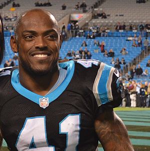 captain_munnerlyn_panthers2013